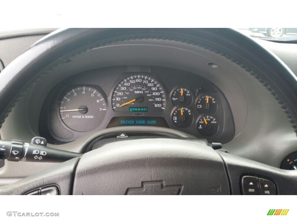 2004 TrailBlazer LT 4x4 - Indigo Blue Metallic / Light Cashmere photo #25