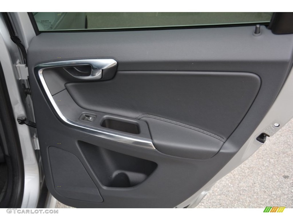 2015 Volvo XC60 T5 Drive-E Off Black Door Panel Photo #102877245