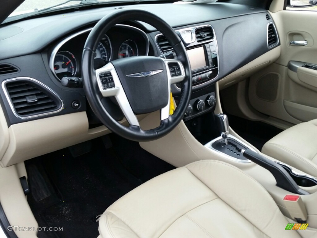 Black/Light Frost Beige Interior 2011 Chrysler 200 Limited Convertible Photo #102881367