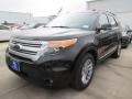 2015 Tuxedo Black Ford Explorer XLT  photo #5