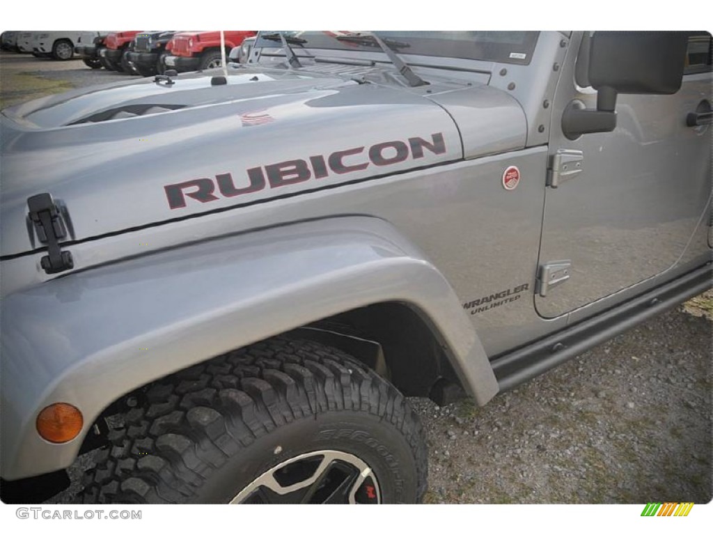 2015 Jeep Wrangler Unlimited Rubicon 4x4 Marks and Logos Photo #102885418