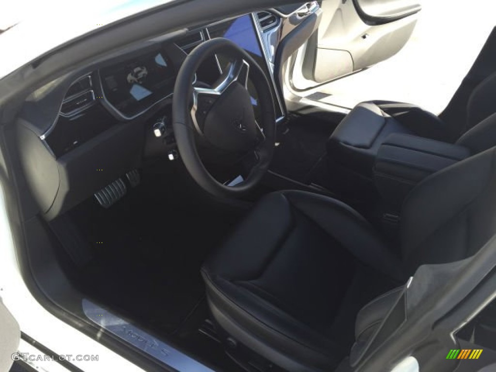 Black Interior 2015 Tesla Model S Standard Model S Model Photo #102885442