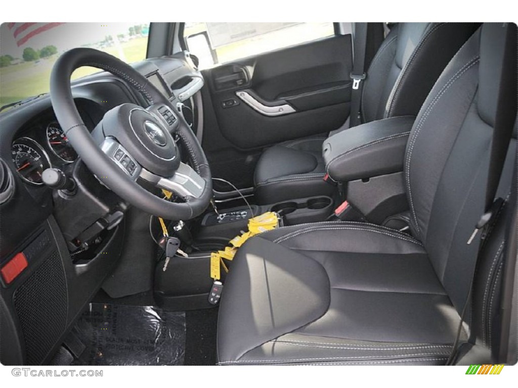 Black Interior 2015 Jeep Wrangler Unlimited Rubicon 4x4 Photo #102885493