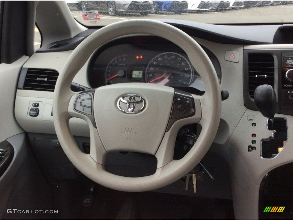 2014 Sienna LE AWD - Silver Sky Metallic / Light Gray photo #12