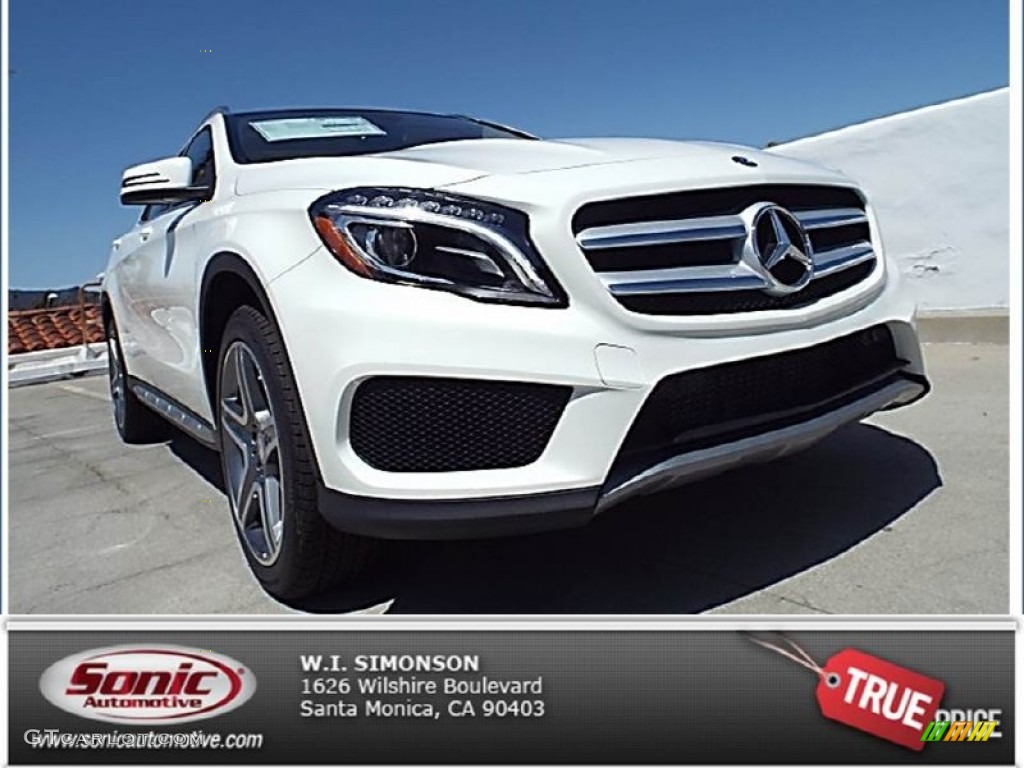 2015 GLA 250 4Matic - Cirrus White / Beige photo #1