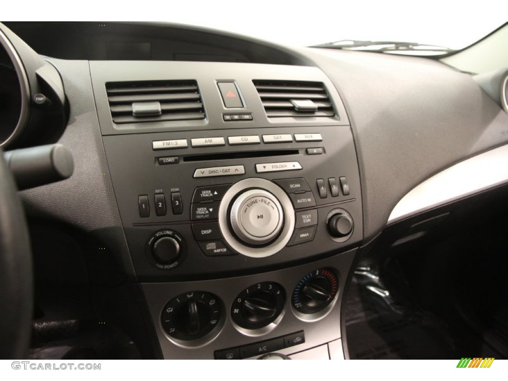 2011 Mazda MAZDA3 s Sport 4 Door Controls Photo #102891640