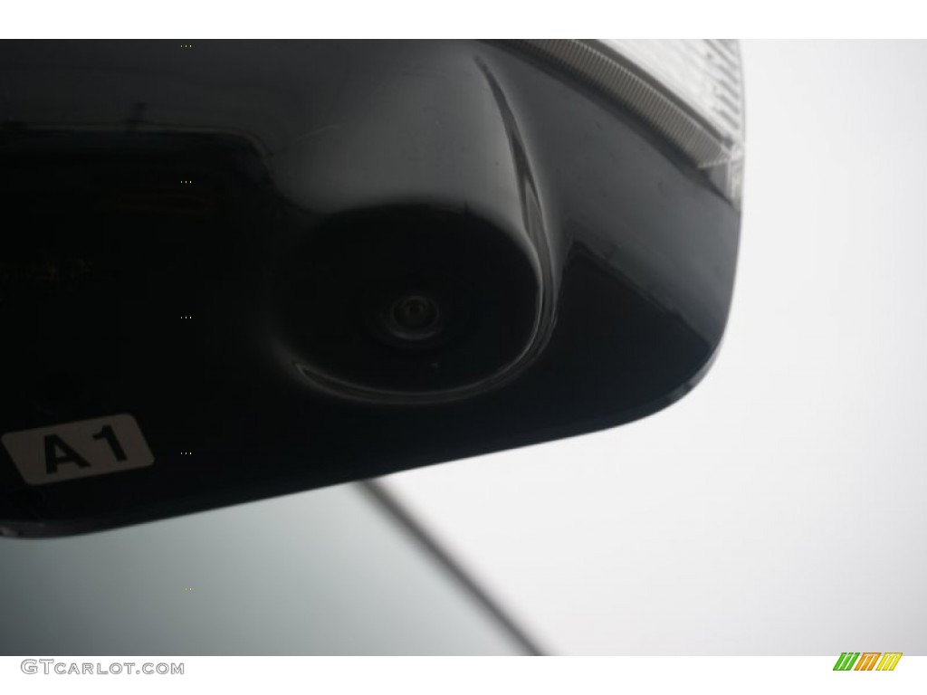 2011 QX 56 4WD - Platinum Graphite / Graphite photo #12