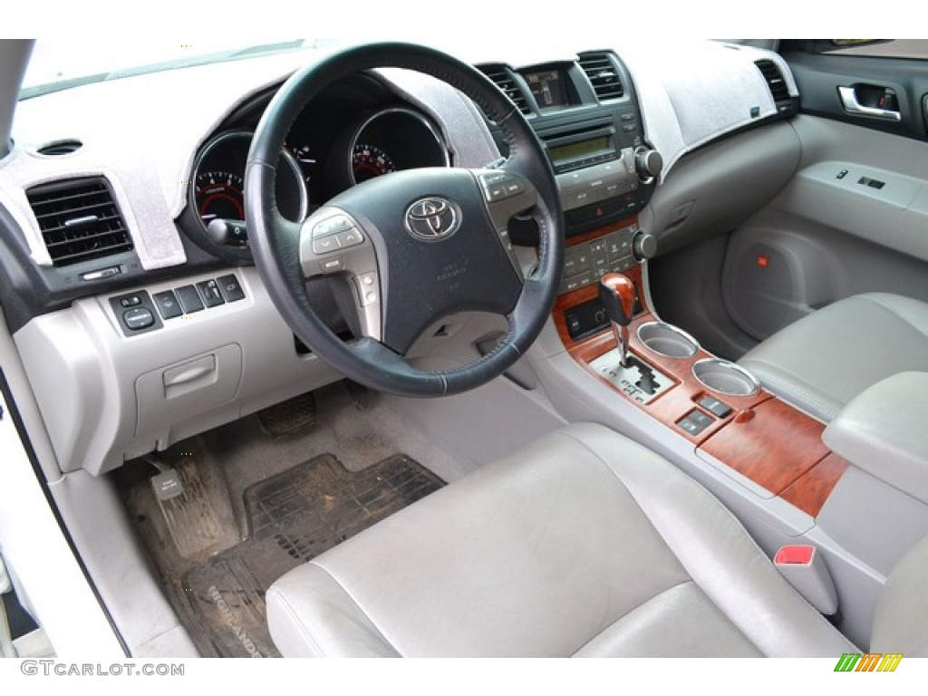 2008 Toyota Highlander Limited 4WD Interior Color Photos