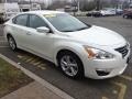 2014 Pearl White Nissan Altima 2.5 SV  photo #3