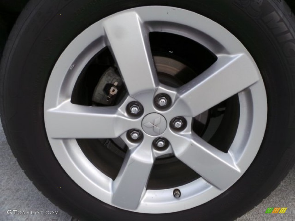 2008 Mitsubishi Outlander XLS Wheel Photo #102909250