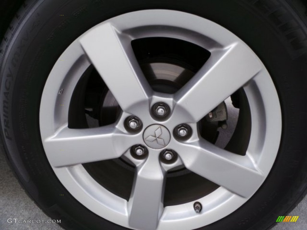 2008 Mitsubishi Outlander XLS Wheel Photos