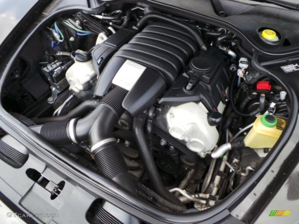 2011 Porsche Panamera V6 Engine Photos