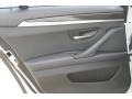 Alpine White - 5 Series 550i Sedan Photo No. 15