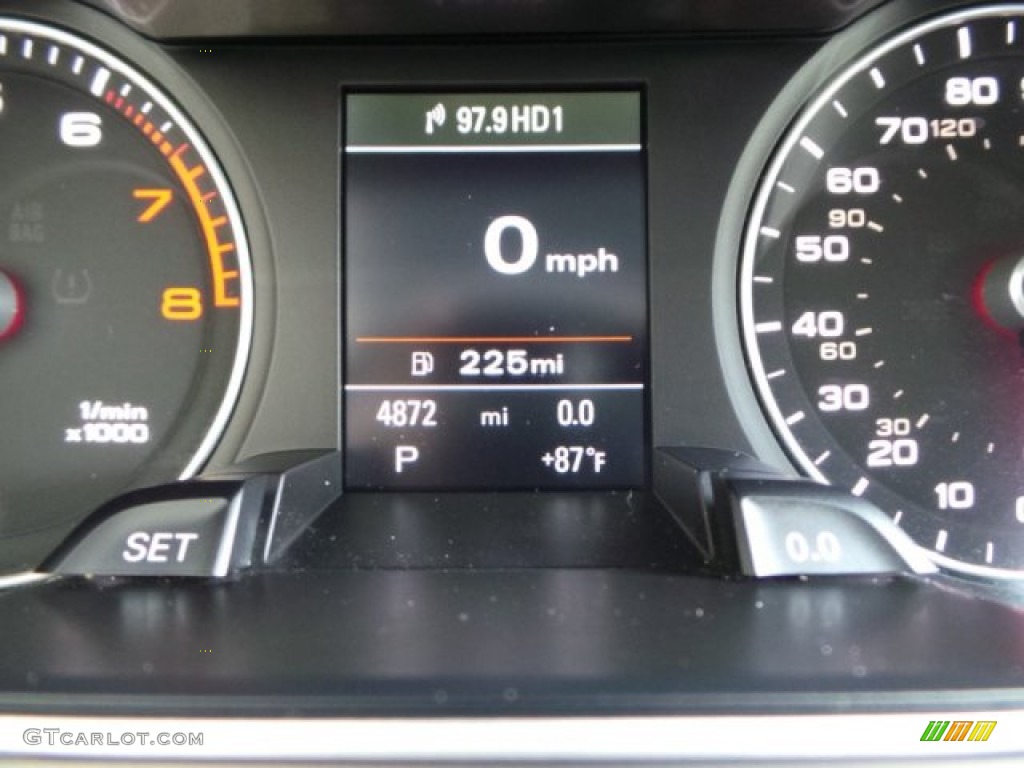 2015 A4 2.0T Premium - Florett Silver Metallic / Black photo #44