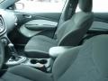 Bright White - Dart SXT Photo No. 3