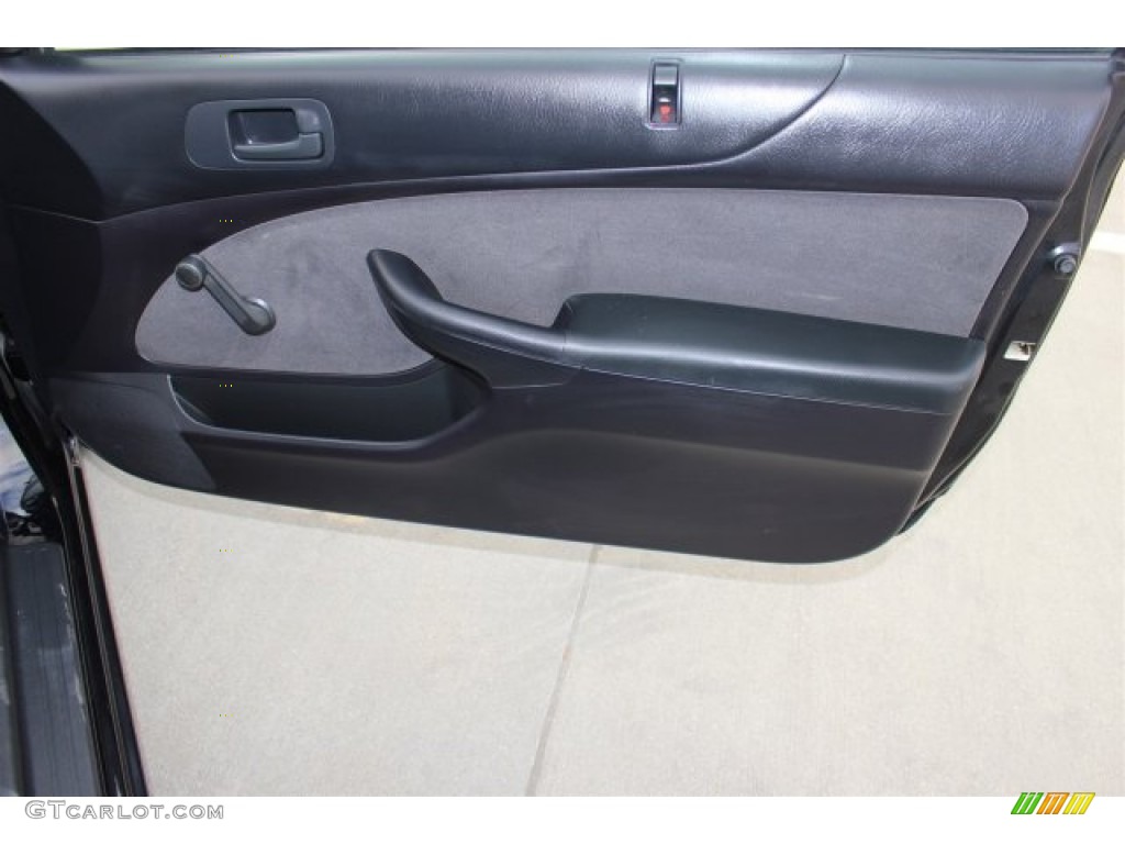 2004 Honda Civic Value Package Coupe Black Door Panel Photo #102922234