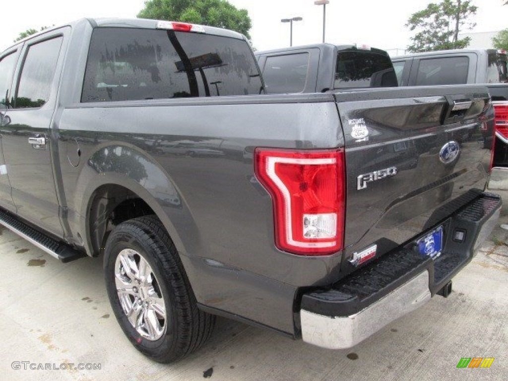 2015 F150 XLT SuperCrew - Magnetic Metallic / Medium Earth Gray photo #11