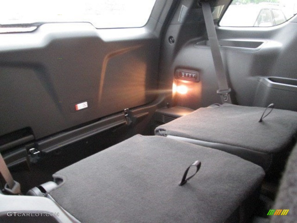 2015 Explorer Limited - White Platinum / Charcoal Black photo #20