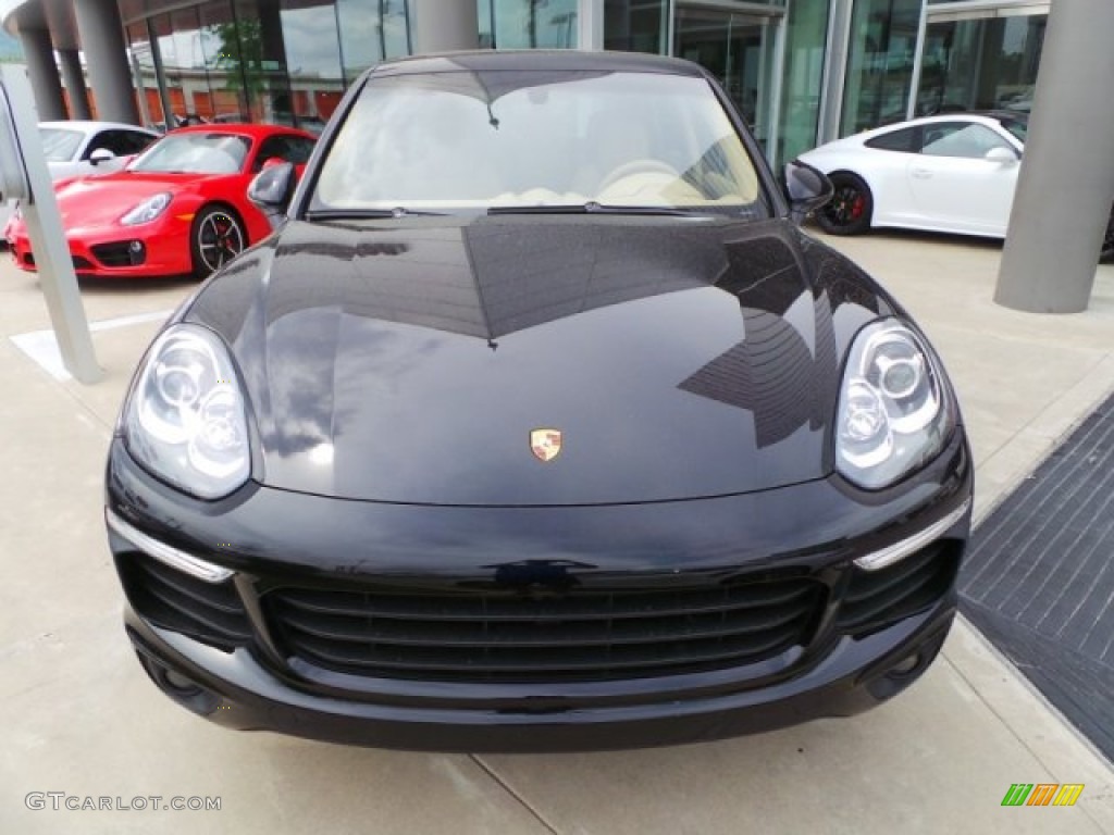 Black 2016 Porsche Cayenne Standard Cayenne Model Exterior Photo #102939734