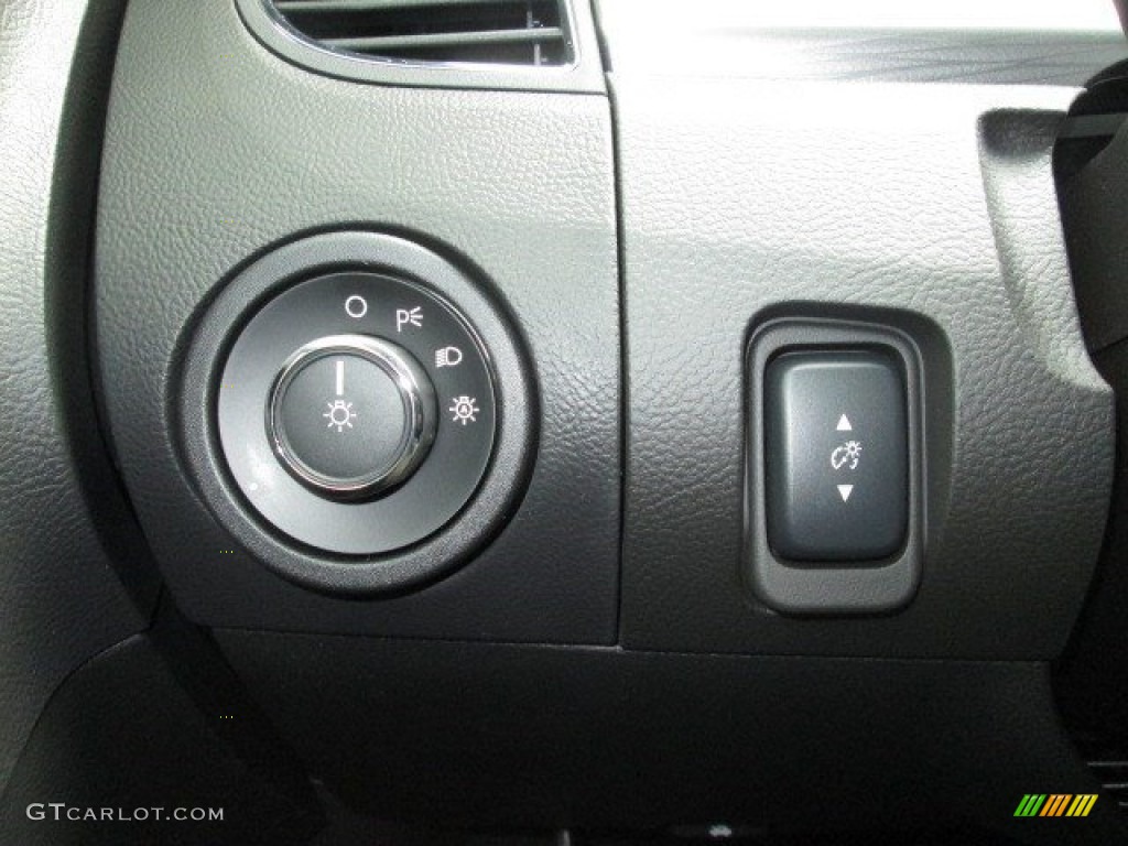 2015 Taurus SEL - Magnetic Metallic / Charcoal Black photo #27
