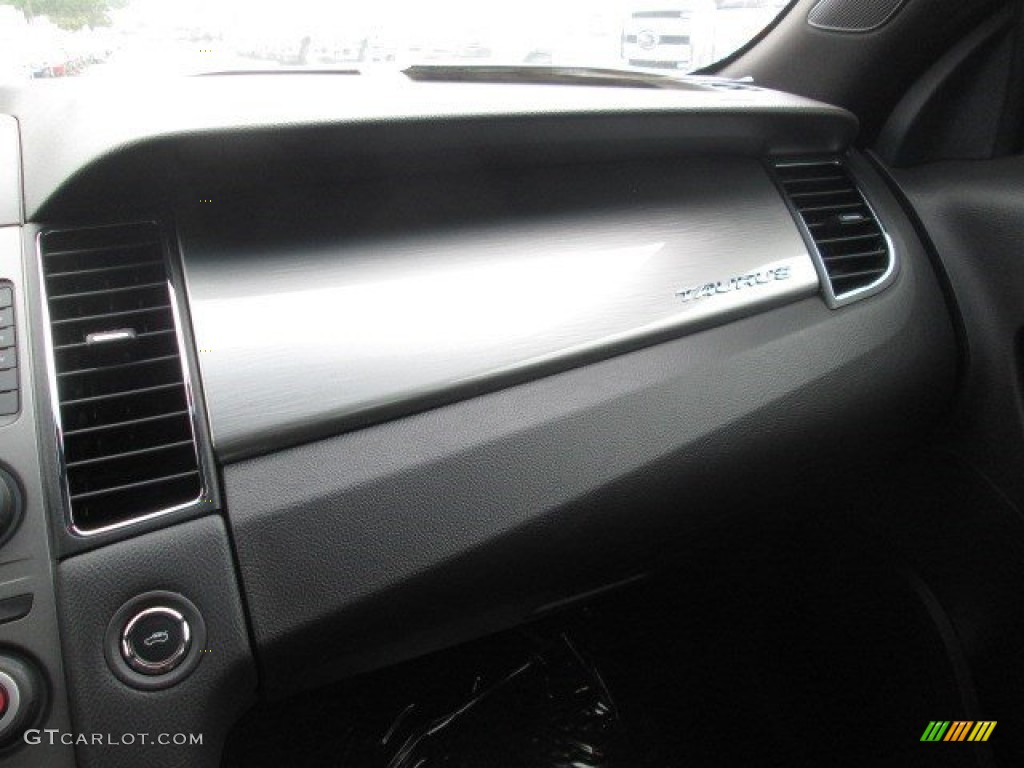 2015 Taurus SEL - Magnetic Metallic / Charcoal Black photo #35
