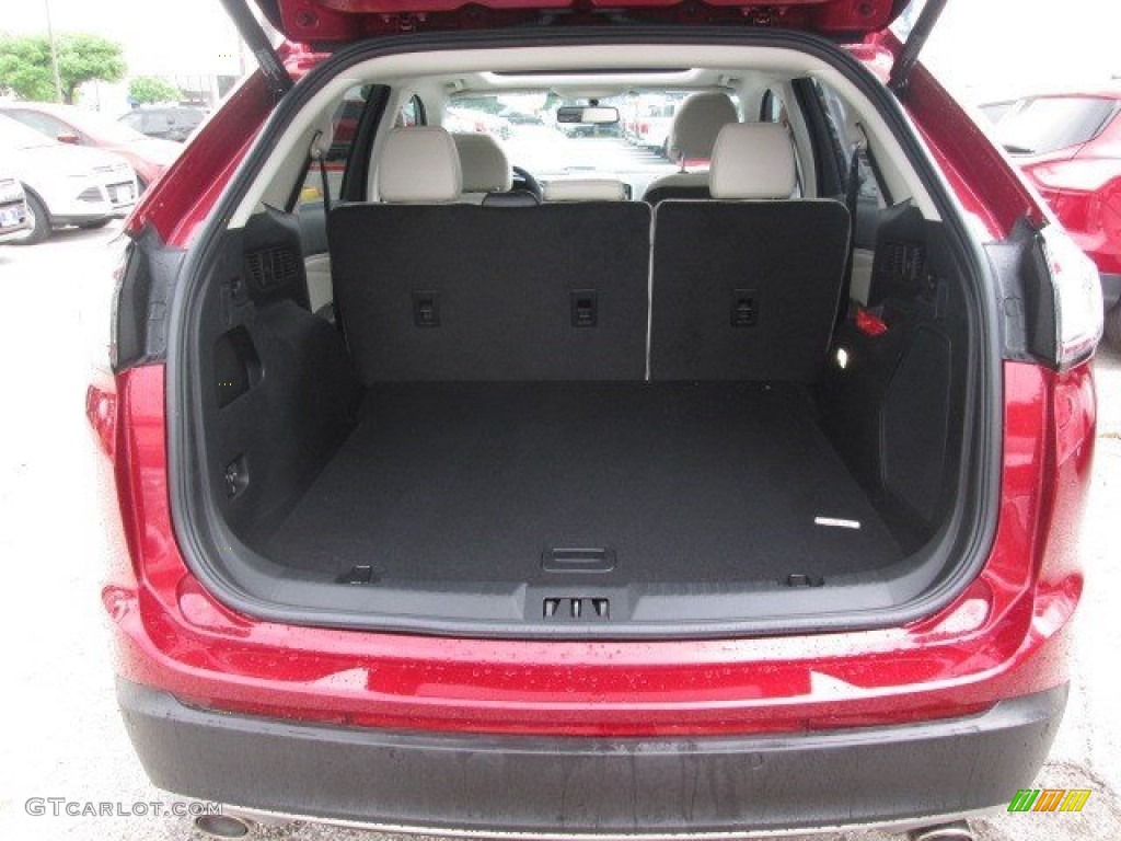 2015 Ford Edge Titanium Trunk Photo #102942152