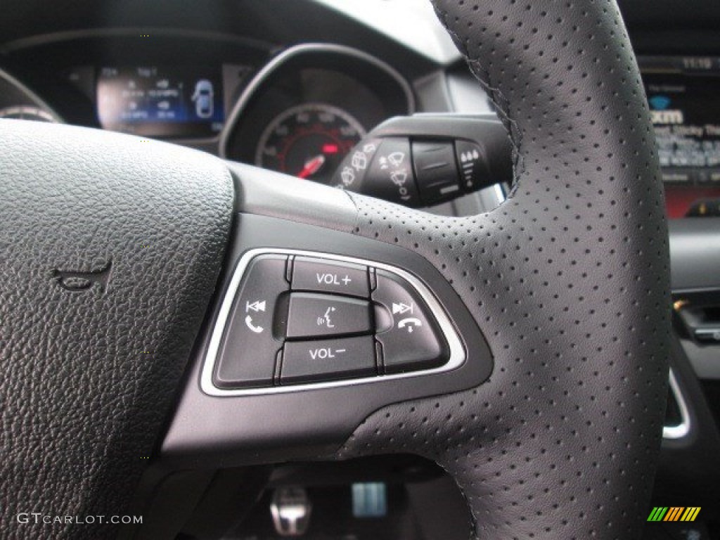 2015 Focus ST Hatchback - Magnetic Metallic / ST Charcoal Black Recaro Sport Seats photo #34