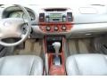 Lunar Mist Metallic - Camry LE Photo No. 17