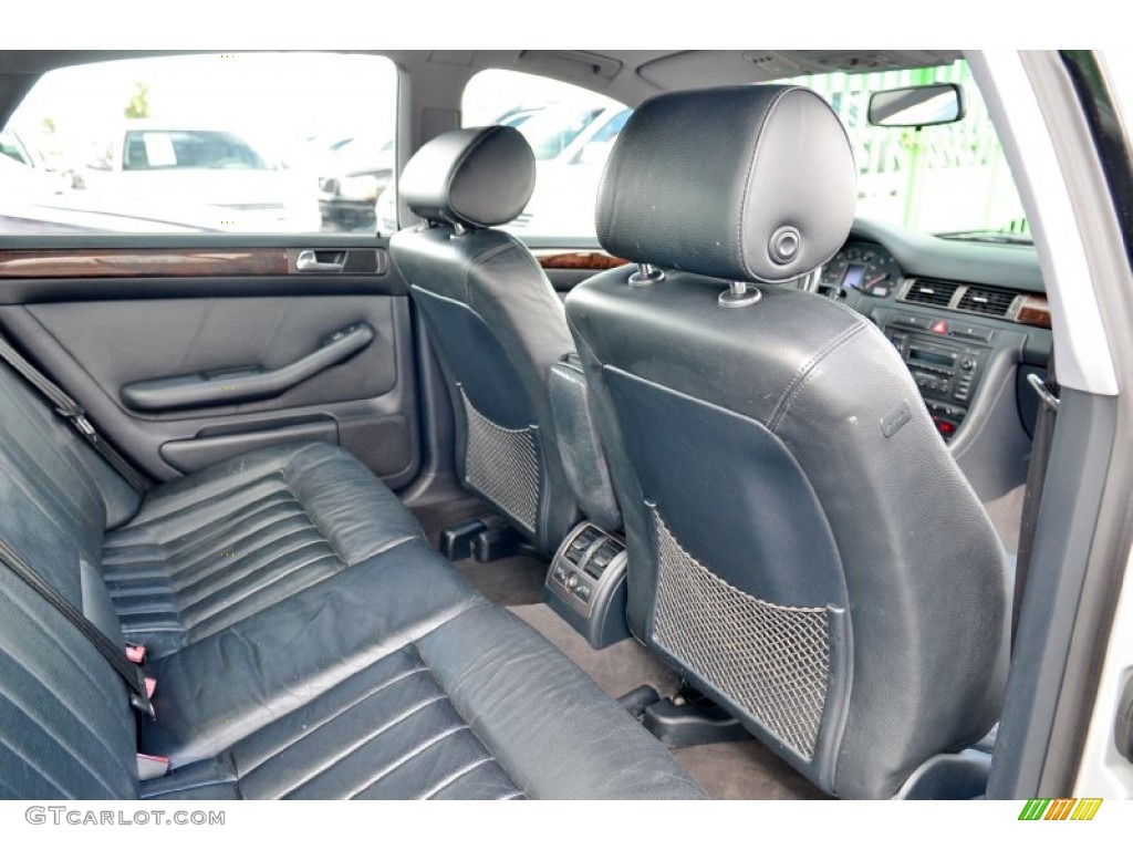 2001 Audi A6 2.8 quattro Sedan Rear Seat Photos