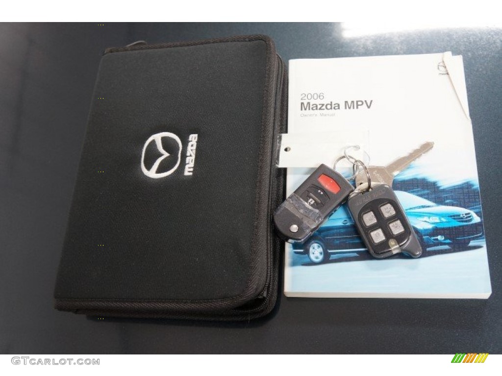 2006 Mazda MPV LX Keys Photos