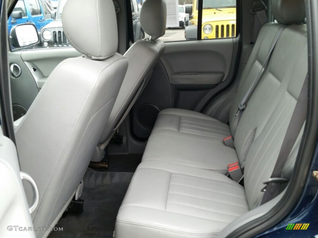 2005 Liberty Limited 4x4 - Atlantic Blue Pearlcoat / Medium Slate Gray photo #13