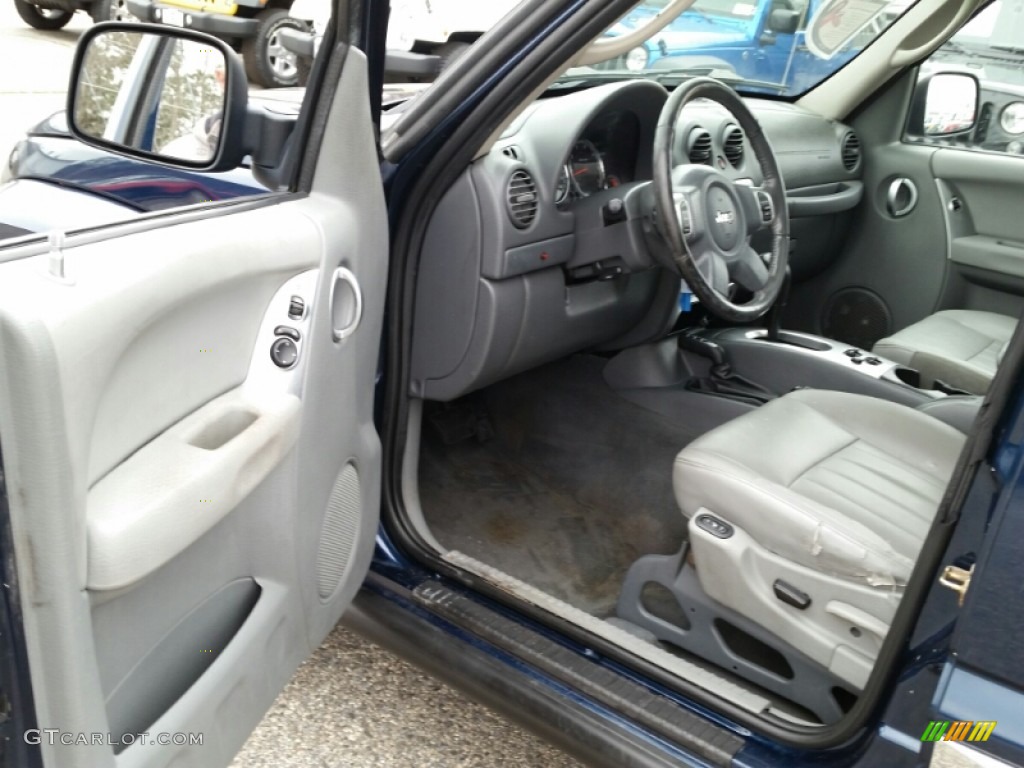 Medium Slate Gray Interior 2005 Jeep Liberty Limited 4x4 Photo #102963369