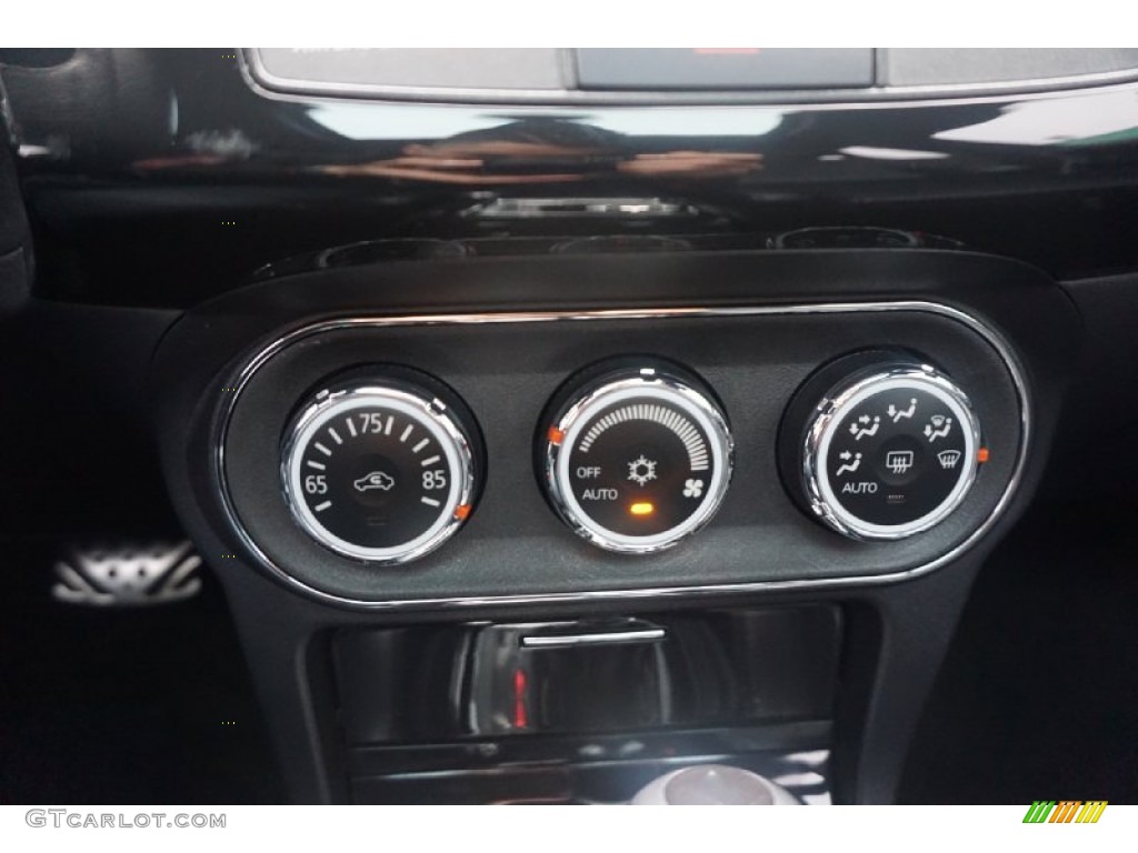 2014 Mitsubishi Lancer Evolution MR Controls Photo #102964803