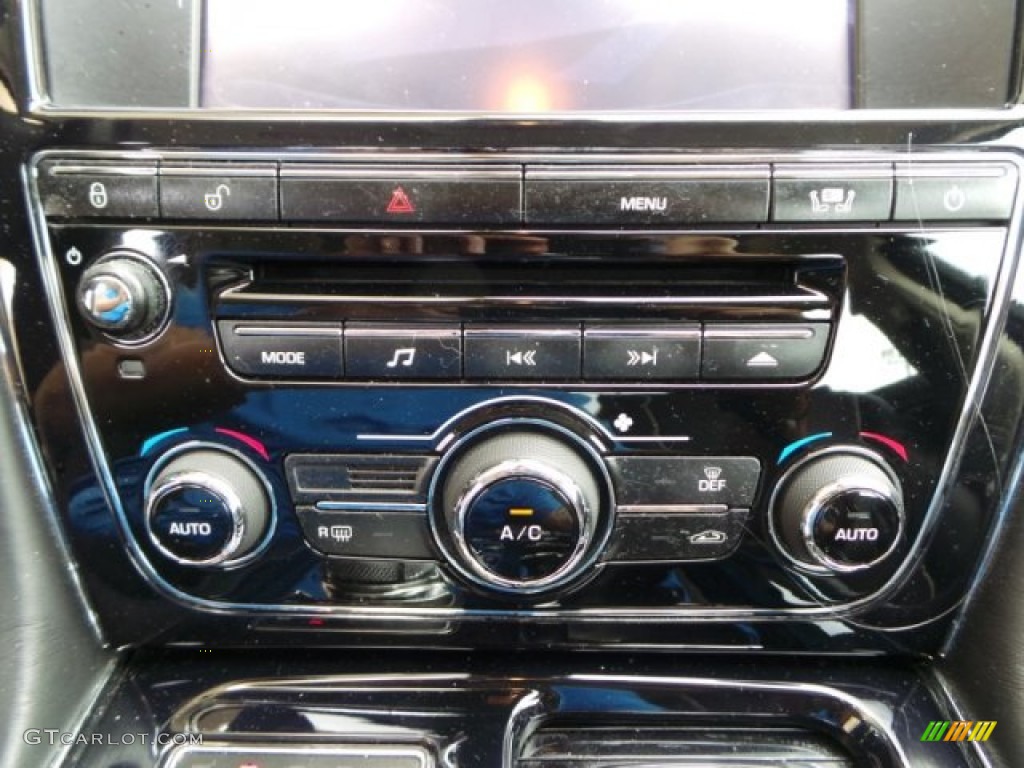 2011 XJ XJL Supercharged - Liquid Silver Metallic / Jet Black/Ivory photo #22