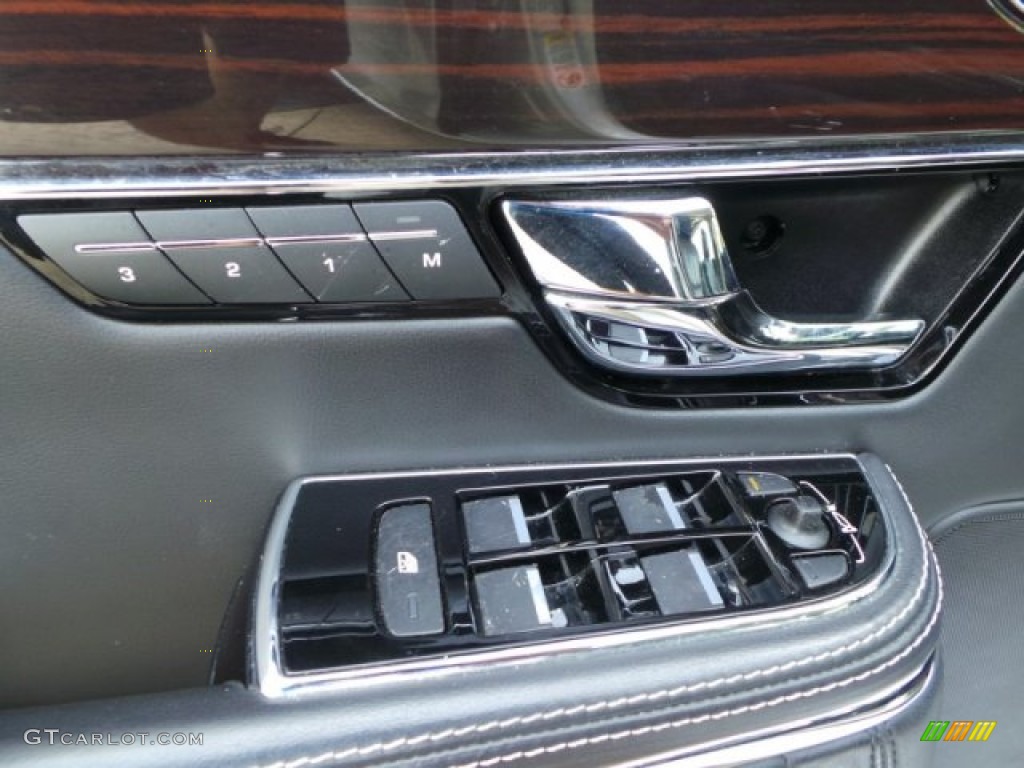 2011 XJ XJL Supercharged - Liquid Silver Metallic / Jet Black/Ivory photo #42