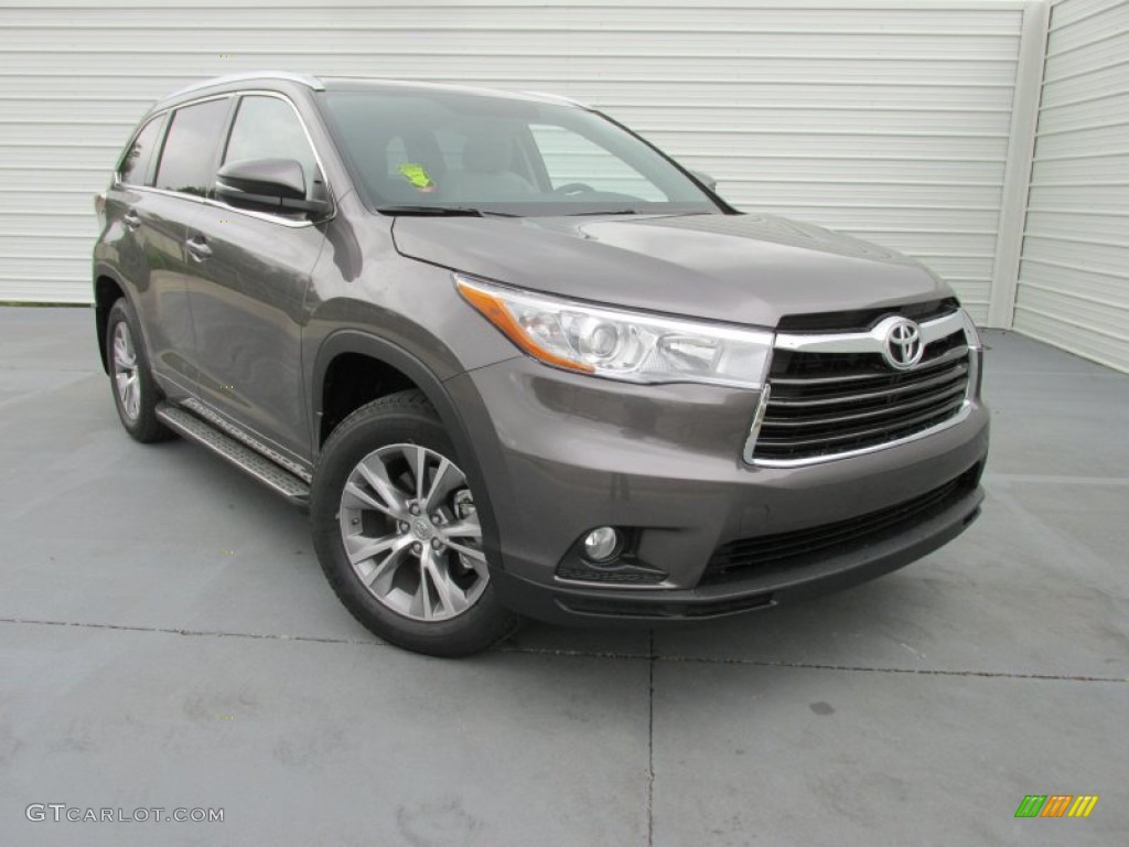 Predawn Gray Mica Toyota Highlander