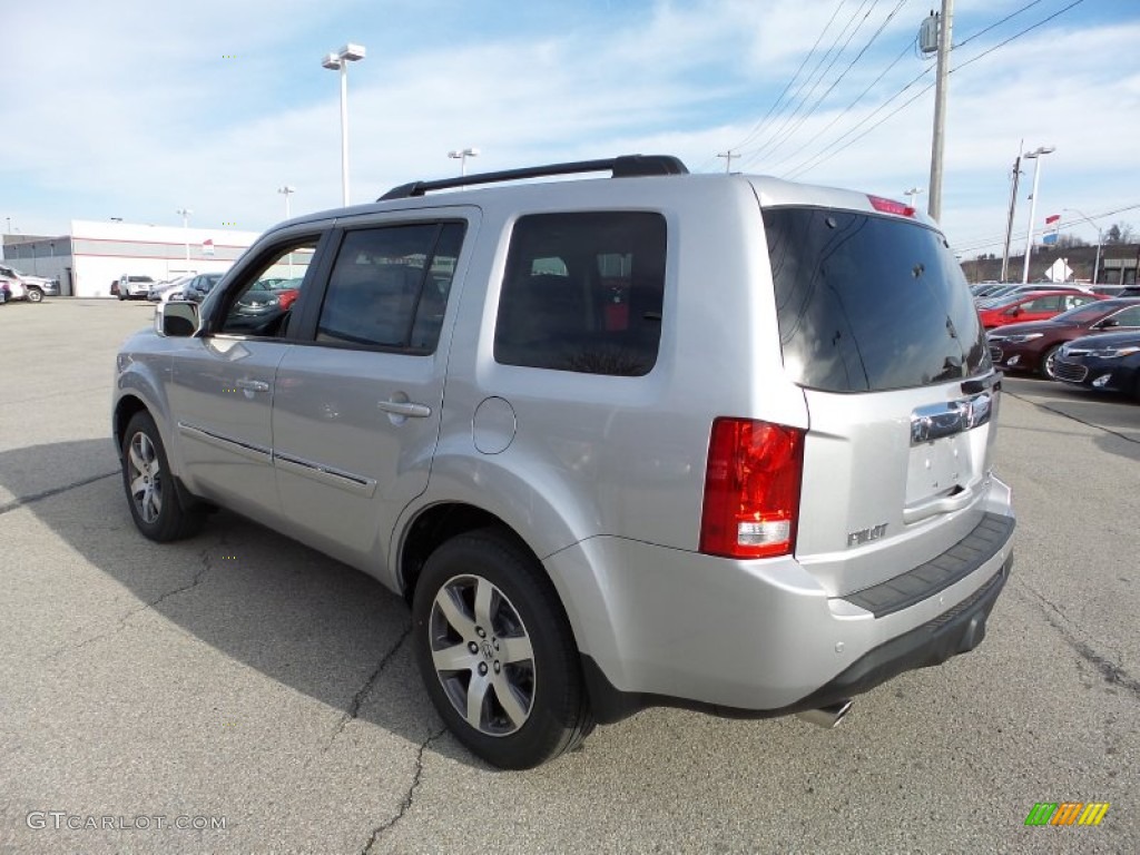 2015 Pilot Touring 4WD - Alabaster Silver Metallic / Black photo #4