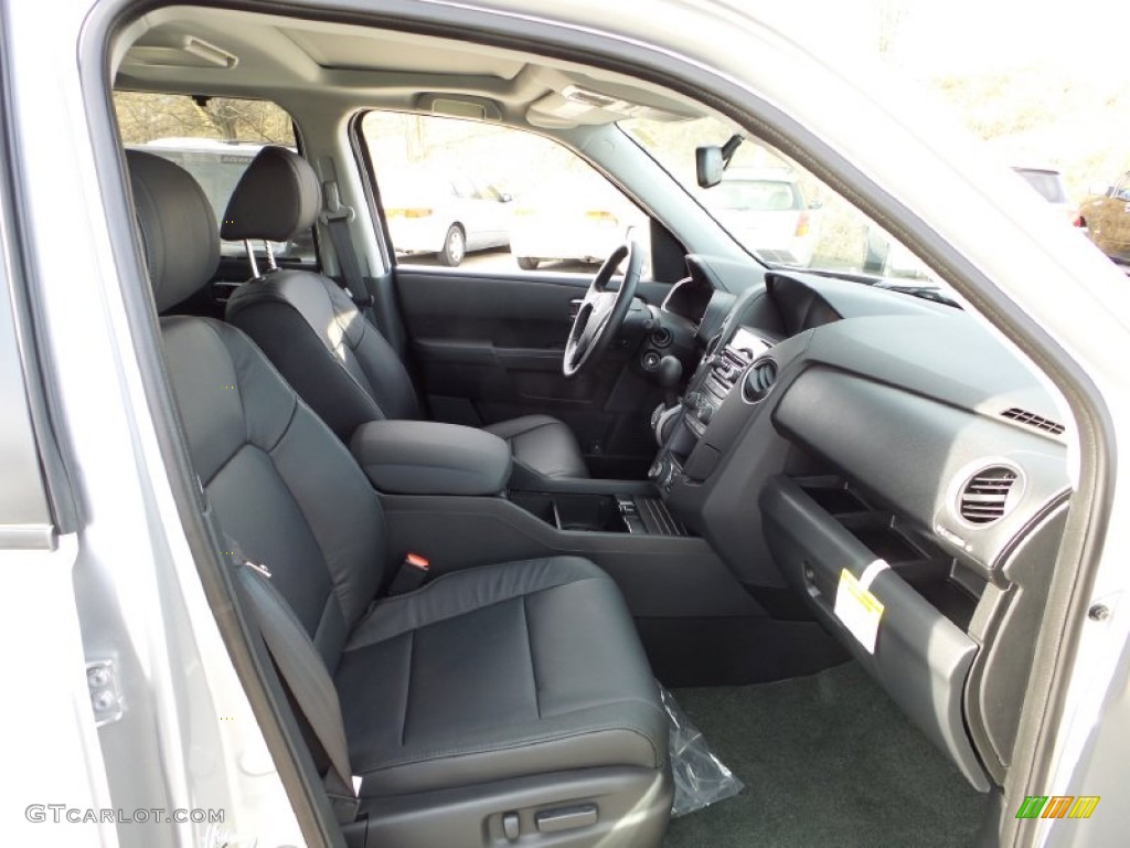 2015 Pilot Touring 4WD - Alabaster Silver Metallic / Black photo #16