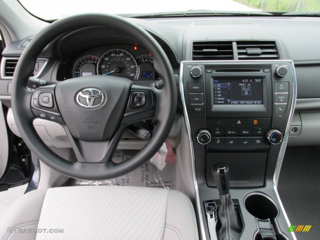 2015 Camry LE - Cosmic Gray Mica / Ash photo #22