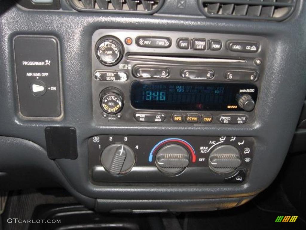 2003 S10 ZR2 Extended Cab 4x4 - Yellow / Graphite photo #15