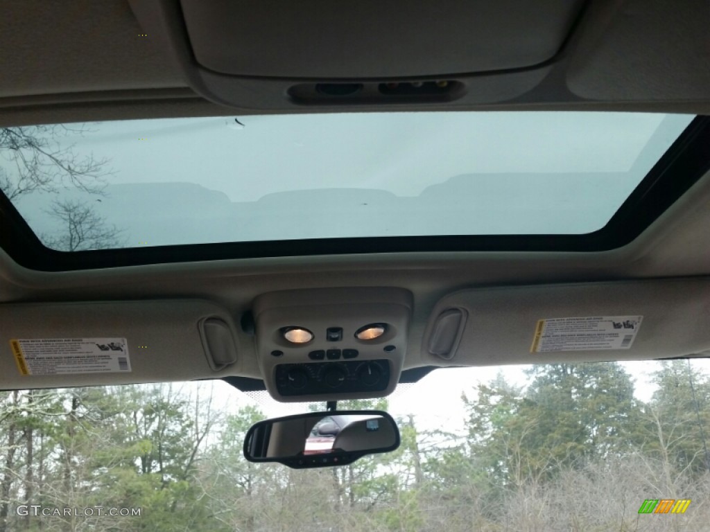 2004 Yukon XL Denali AWD - Silver Birch Metallic / Stone Gray photo #24