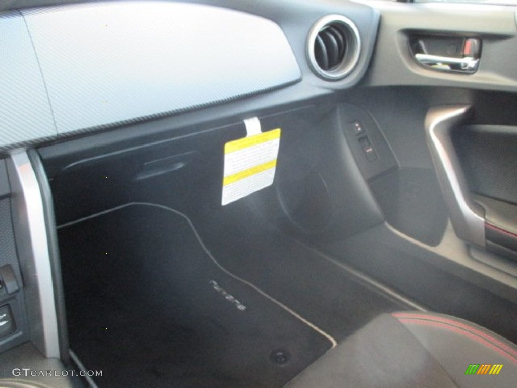 2015 BRZ Limited - Ice Silver Metallic / Black photo #12