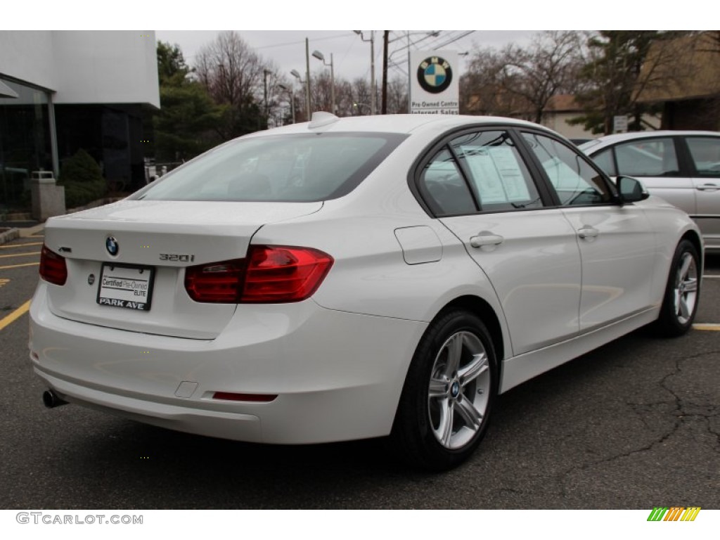 2015 3 Series 320i xDrive Sedan - Alpine White / Black photo #3