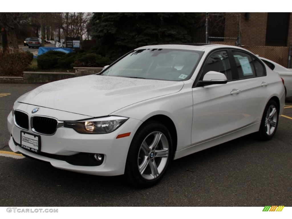 2015 3 Series 320i xDrive Sedan - Alpine White / Black photo #7