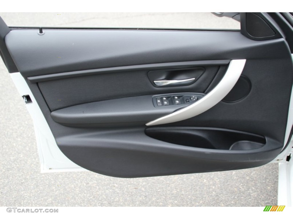 2015 3 Series 320i xDrive Sedan - Alpine White / Black photo #8