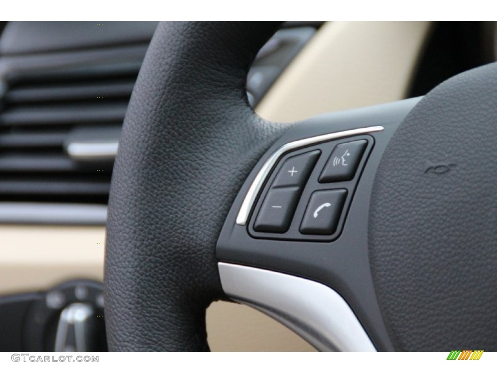 2015 BMW X1 xDrive28i Controls Photo #102984325