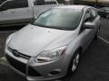 Ingot Silver - Focus SE Hatchback Photo No. 2