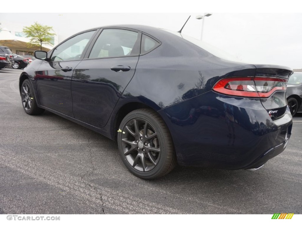 2015 Dart SXT - True Blue Pearl / Black/Light Tungsten Accent Stitching photo #2