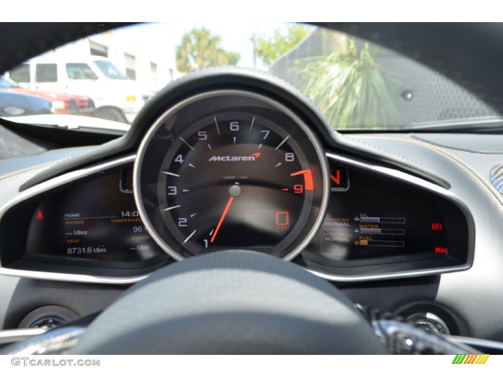 2013 McLaren MP4-12C 12C Spider Gauges Photos