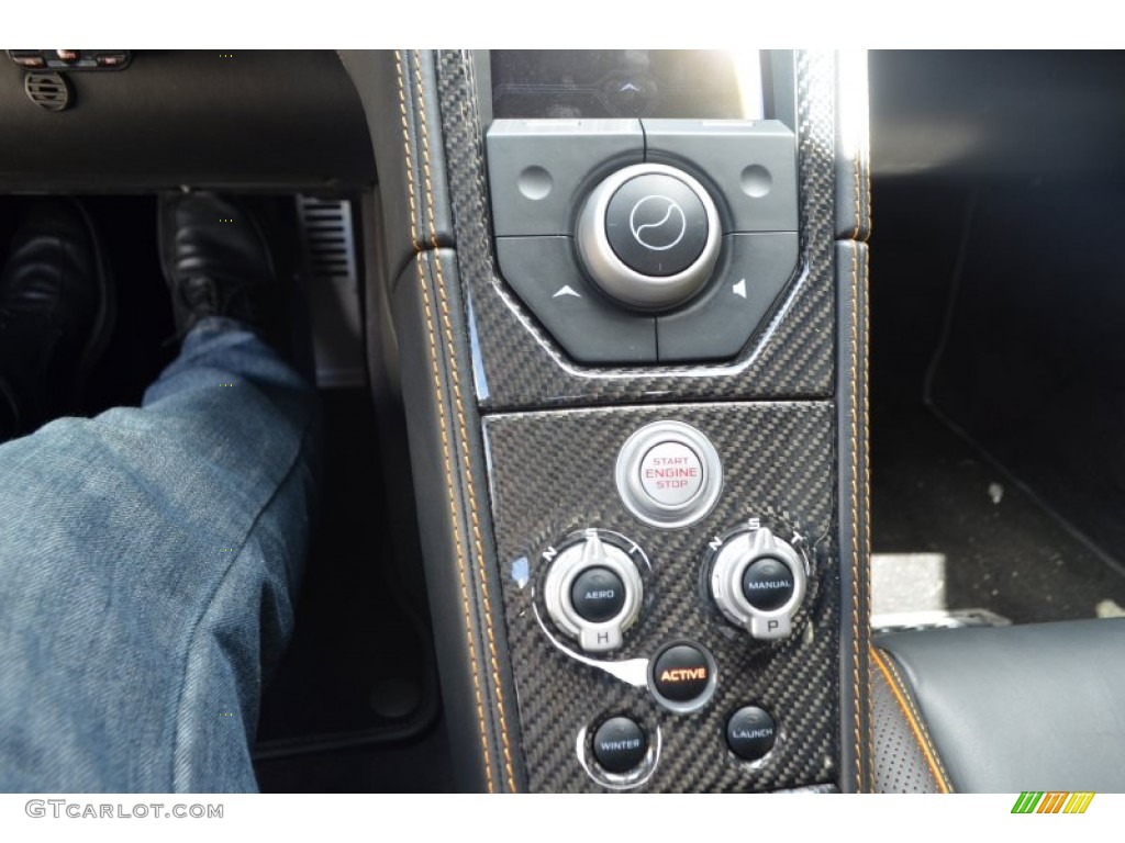 2013 McLaren MP4-12C 12C Spider Controls Photos